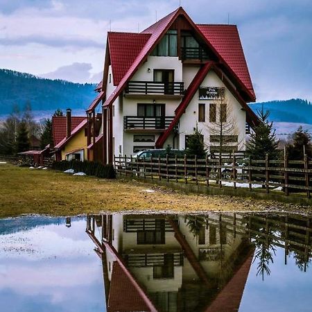 Pensiunea Perla Neamtului Minastirea Neamt Exteriér fotografie
